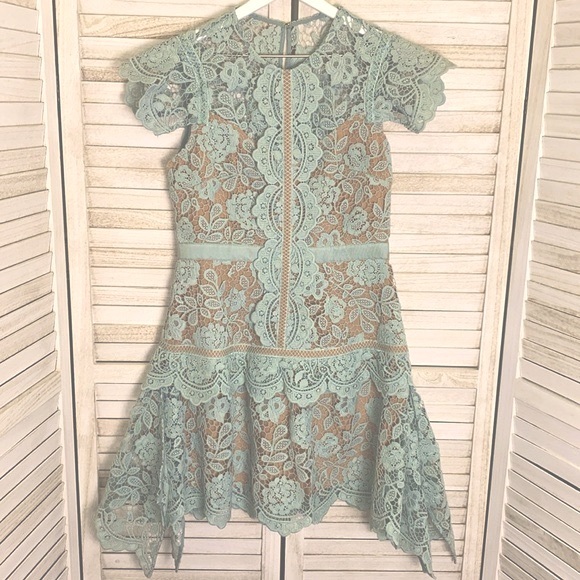 Self-Portrait Dresses & Skirts - Self Portrait Guipure Floral Lace Mini Dress in Mint Green Size 10